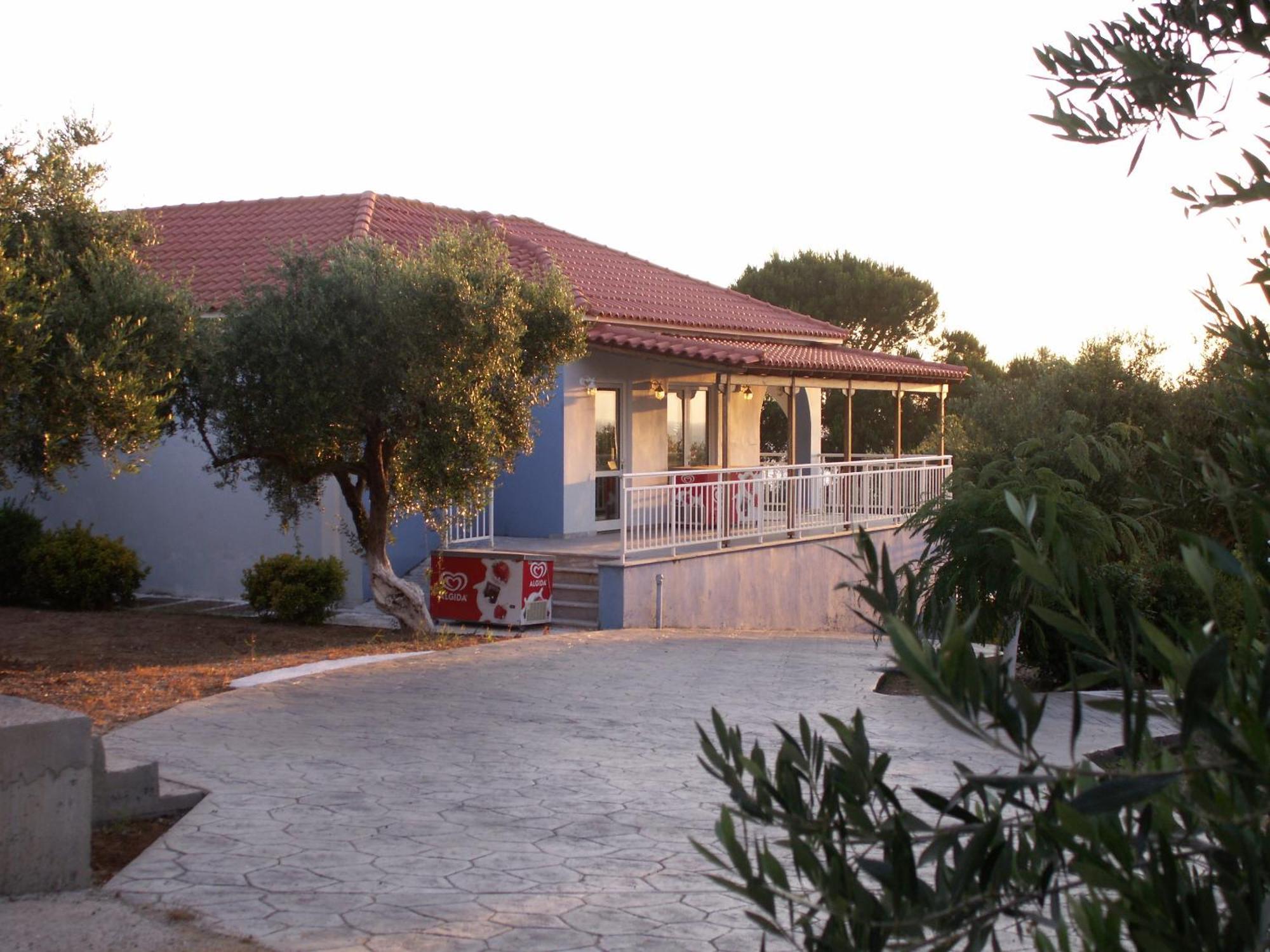Kastro Beach Hotel Exterior photo